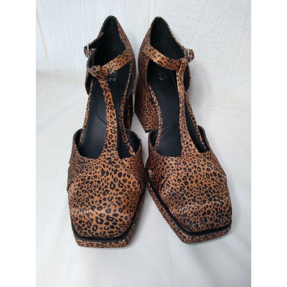 GB Gianni Bini New Rules Women's 9.5 Leopard Print T Strap 4" High Heel Sandals - Picture 2 of 10